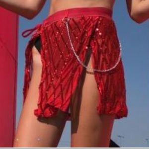 Coco fields boutique esometric skirt